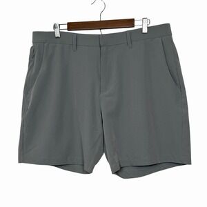 Fabletics Shorts Mens Size 38 Gray Performance Stretch Golf Lightweight 8"